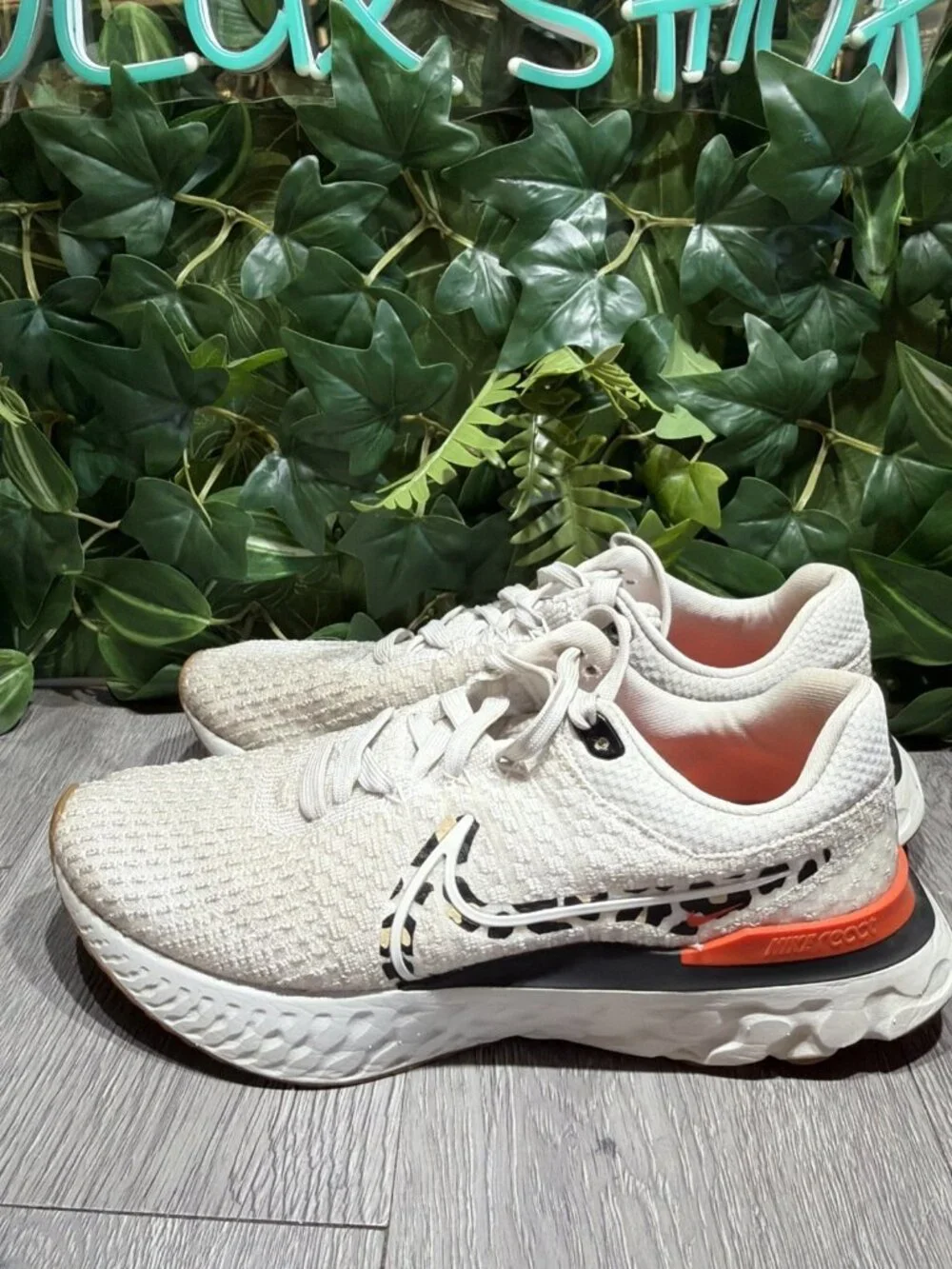Nike React Infinity Run Flyknit2 White Black Running Shoes Sneaker Women 9.5 - Picture 4 of 10